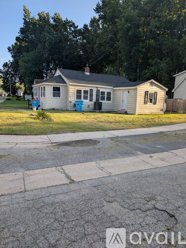 207 North Memorial Drive 4 Beds Single Family Home for Rent - Photo gallery 2
