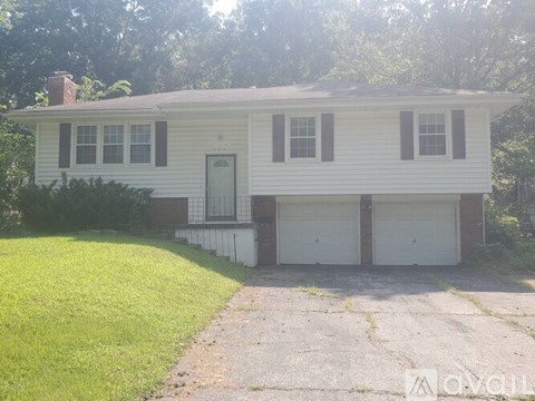 13203 Craig Ave 3 Beds Apartment for Rent