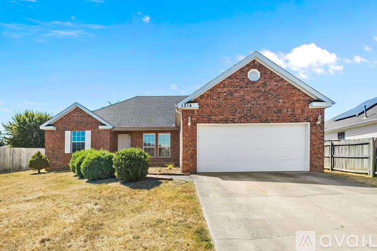 1314 E Rachel Ln 3 Beds Single Family Home for Rent - Photo gallery 1