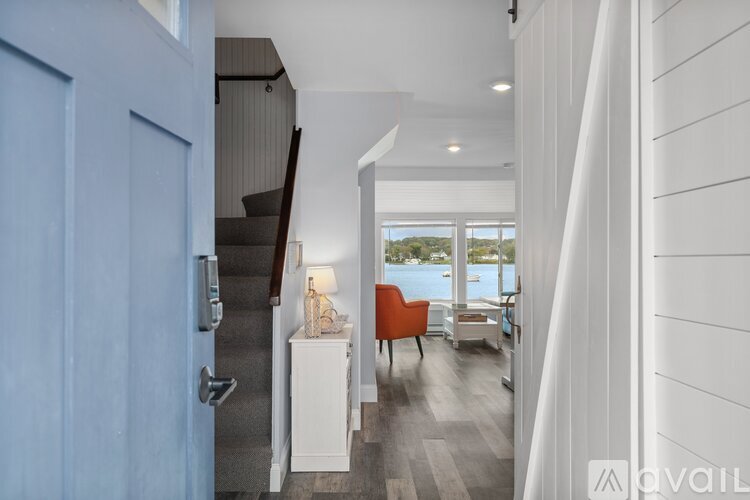 67 Cedar Ave 2 Beds Single Family Home for Rent - Photo gallery 2