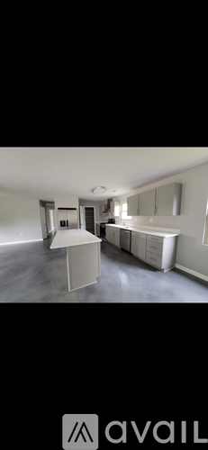 525 East Loyola Drive 4 Beds Single Family Home for Rent - Photo gallery 4
