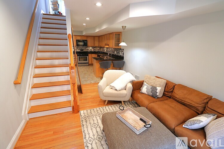 316 S Duncan St 2 Beds Townhouse for Rent - Photo gallery 4