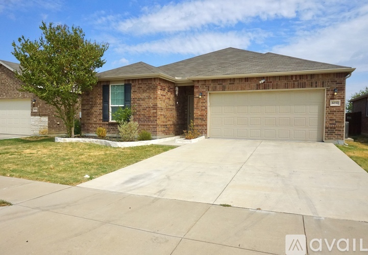 8032 Hereland Trail 3 Beds Single Family Home for Rent - Photo gallery 2