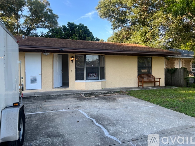 4117 45th Avenue North 2 Beds Apartment for Rent - Photo gallery 3