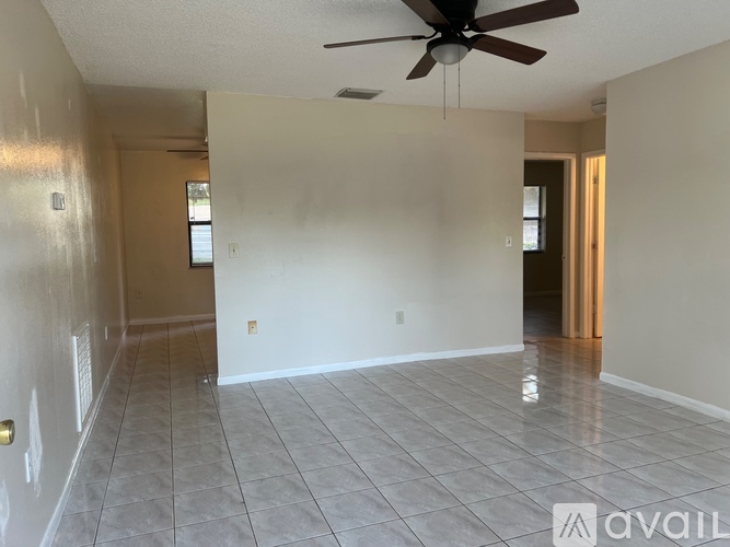 4117 45th Avenue North 2 Beds Apartment for Rent - Photo gallery 4