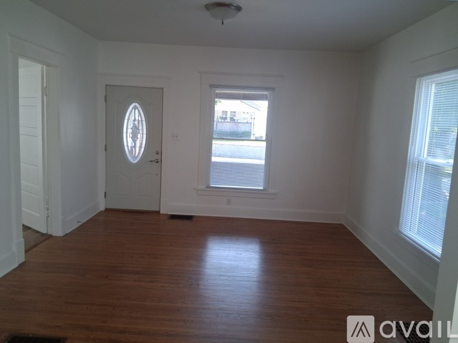 72 South 4th Avenue 2 Beds Single Family Home for Rent - Photo gallery 2