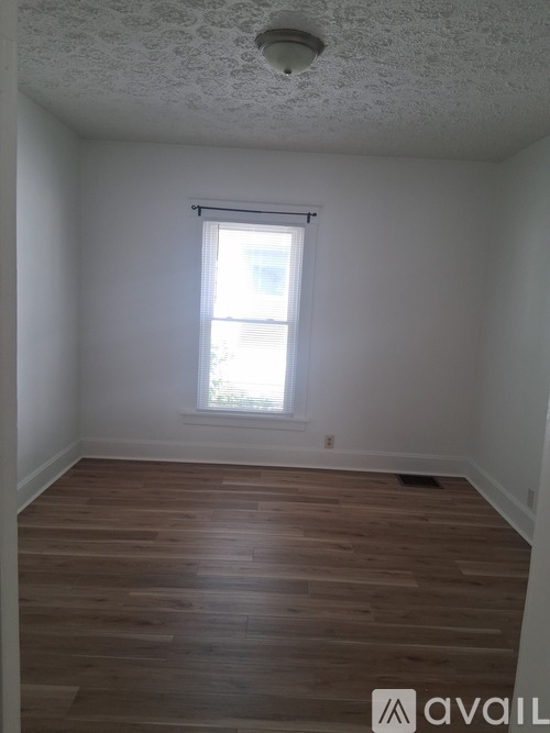 72 South 4th Avenue 2 Beds Single Family Home for Rent - Photo gallery 5
