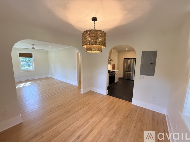 2079 Saint Lukes Drive Unit A 2 Beds Single Family Home for Rent - Photo gallery 4