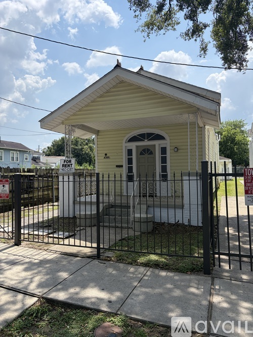 2124 Louisiana Avenue 3 Beds Single Family Home for Rent - Photo gallery 1