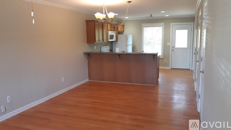 232 Epps Bridge Rd 2 Beds Condo for Rent - Photo gallery 3