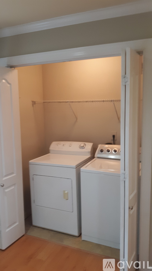 232 Epps Bridge Rd 2 Beds Condo for Rent - Photo gallery 5