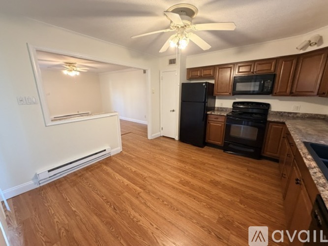 112 11th Street North 3 Beds Apartment for Rent - Photo gallery 4