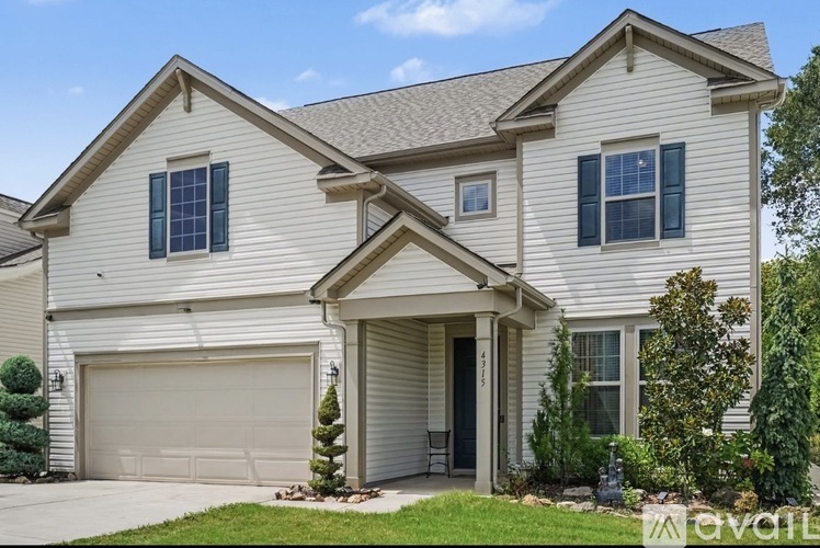 4315 Hunton Dale Road NorthWest 5 Beds Single Family Home for Rent - Photo gallery 1