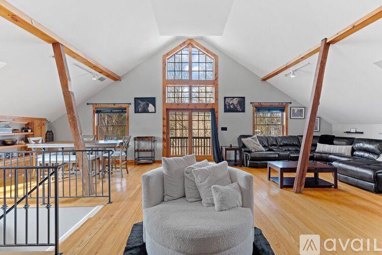 26 Old Wallingford Road 4 Beds Single Family Home for Rent - Photo gallery 5
