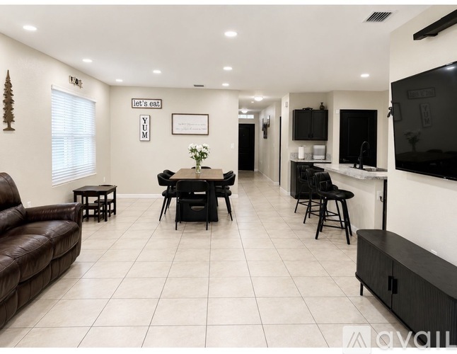 12145 Southwest 249th Street 4 Beds Single Family Home for Rent - Photo gallery 4