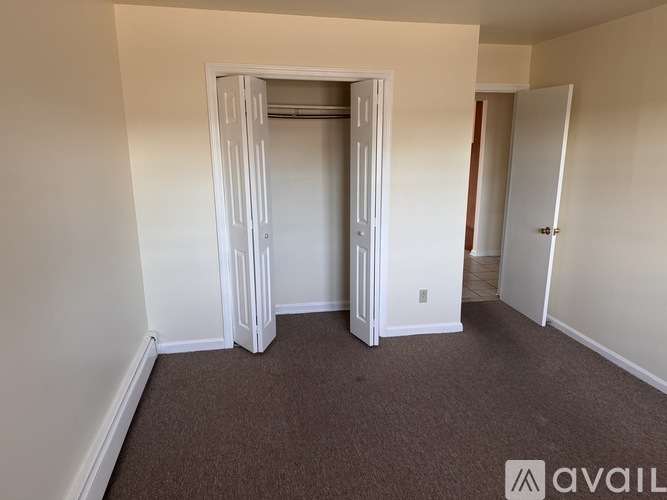 240 69th Street 3 Beds Apartment for Rent - Photo gallery 2