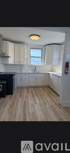 5262 East Roosevelt Boulevard 4 Beds Single Family Home for Rent - Photo gallery 1