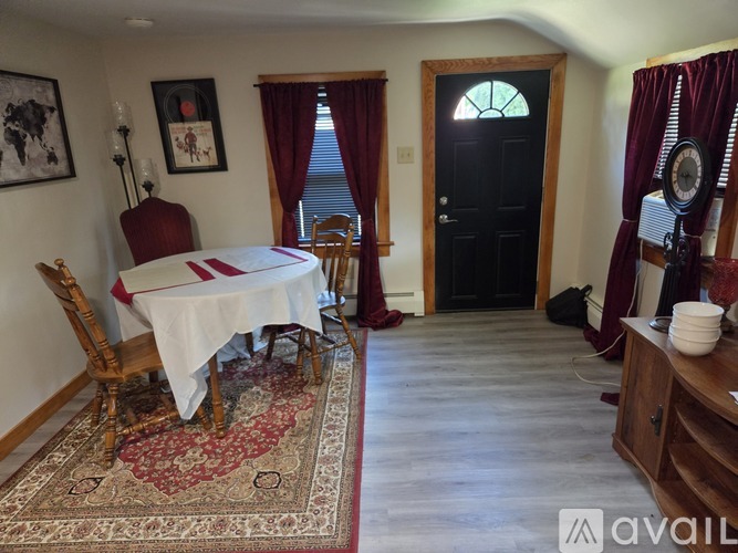 131 South Lancaster Street 1 Apartment for Rent - Photo gallery 3
