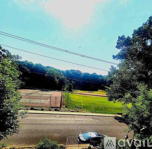 609 Cooke Street 1 Apartment for Rent - Photo gallery 1