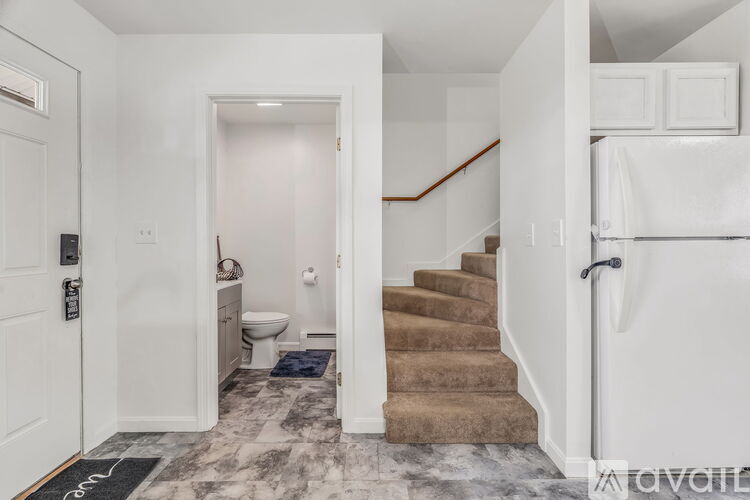 Main Street 2 Beds Apartment for Rent - Photo gallery 4