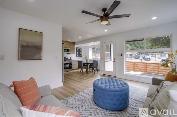 5610 Streamview Drive 3 Beds Single Family Home for Rent - Photo gallery 1