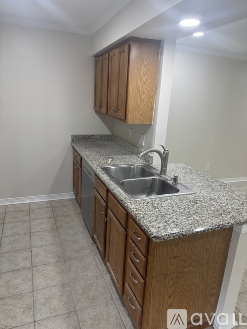 932 Ronson Drive 4 Beds Single Family Home for Rent - Photo gallery 2
