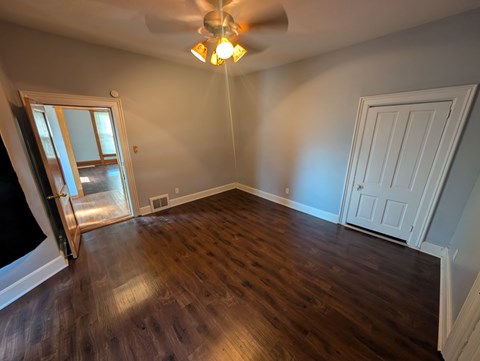 105 N 11Th 6 Beds Apartment for Rent