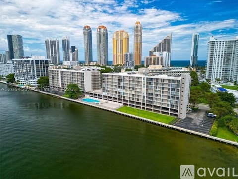 17500 North Bay Road 2 Beds Apartment for Rent