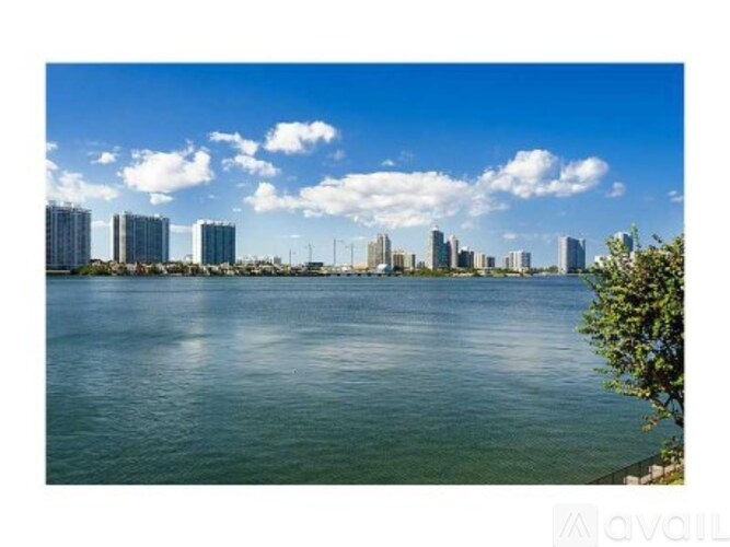 17500 North Bay Road 2 Beds Condo for Rent - Photo gallery 3