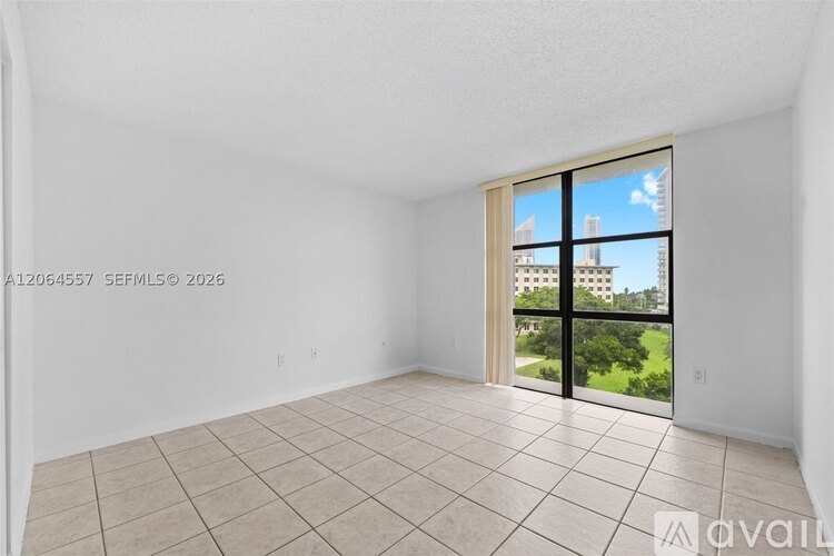 17500 North Bay Road 2 Beds Condo for Rent - Photo gallery 5