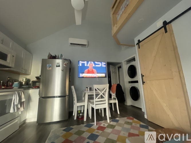1202 N Baltimore Avenue 1 Apartment for Rent - Photo gallery 2