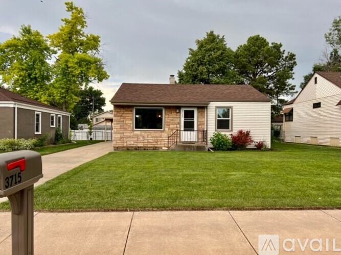 3715 W Main St 2 Beds Single Family Home for Rent - Photo gallery 1