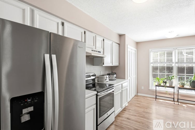4718 Crosswinds Drive 3 Beds Single Family Home for Rent - Photo gallery 3