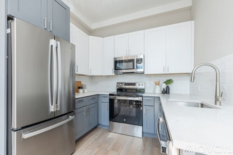 3919 Ridge Ave 2 Beds Apartment for Rent