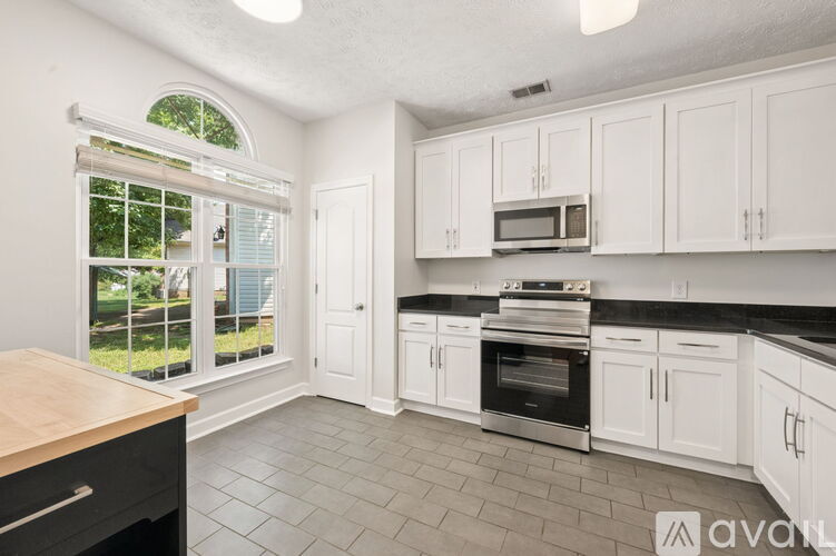 2741 Rosedale Place 3 Beds Single Family Home for Rent - Photo gallery 3