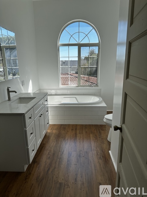 417 Winslow St 2 Beds Apartment for Rent - Photo gallery 1