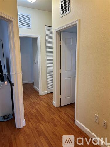 9217 SW 227th St 3 Beds Townhouse for Rent - Photo gallery 3