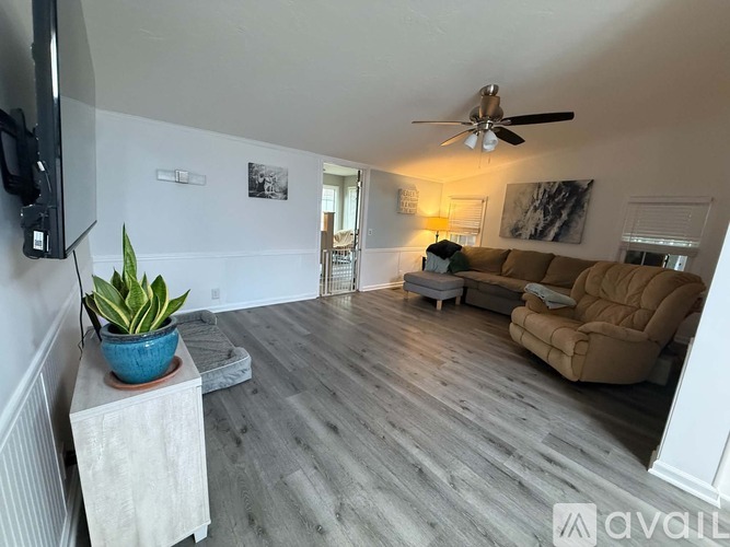 517 Red Cloud Road 4 Beds Single Family Home for Rent - Photo gallery 5