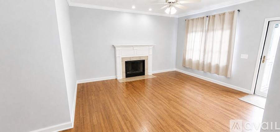 1020 Chevis Street 3 Beds Single Family Home for Rent - Photo gallery 3