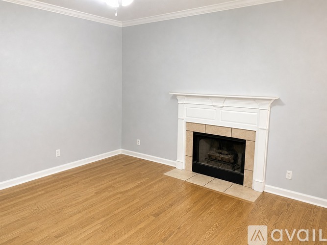 1020 Chevis Street 3 Beds Single Family Home for Rent - Photo gallery 4