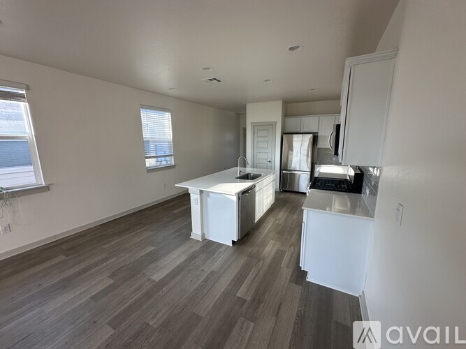 8020 Linnie Lane 3 Beds Single Family Home for Rent - Photo gallery 5