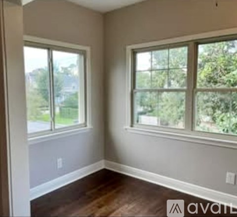 210 Jefferson Avenue 2 Beds Apartment for Rent