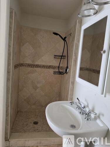 707 6th Avenue South 1 Apartment for Rent - Photo gallery 3
