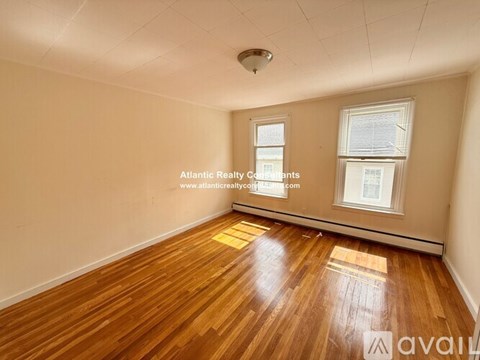 159 Winsor Ave 2 Beds Apartment for Rent