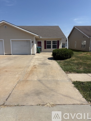 716 Meadow Lane 3 Beds Townhouse for Rent - Photo gallery 1