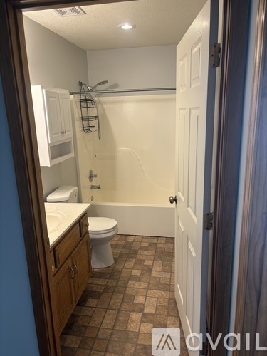 716 Meadow Lane 3 Beds Townhouse for Rent - Photo gallery 2