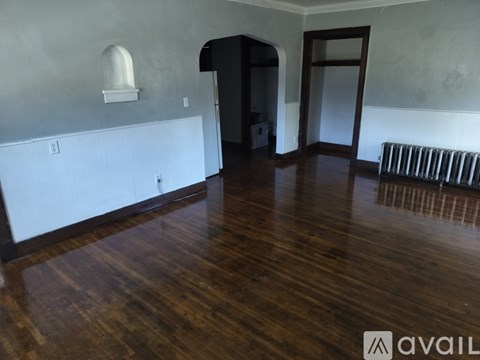 323 West 15Th Street 1 Apartment for Rent