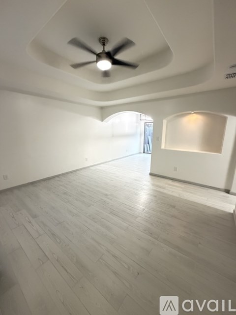 1100 South Palm Drive 2 Beds Apartment for Rent