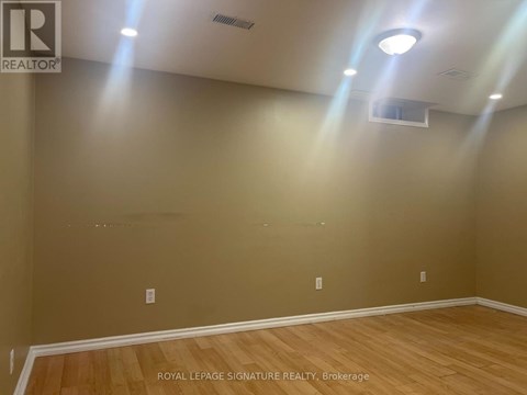 37 WHITEFACE CRESCENT 2 Beds Apartment for Rent