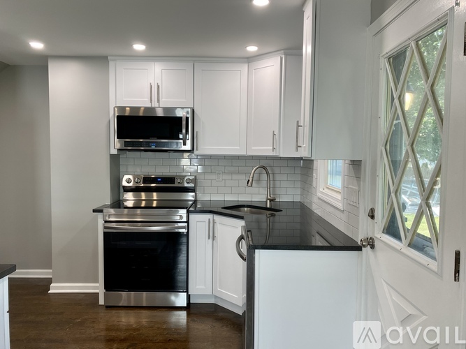 Earle St 3 Beds Apartment for Rent - Photo gallery 1